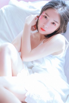 被夫上司欺辱的人妻HD中文版