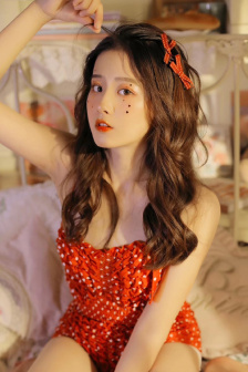 SM调教室虐男受调教H打开腿